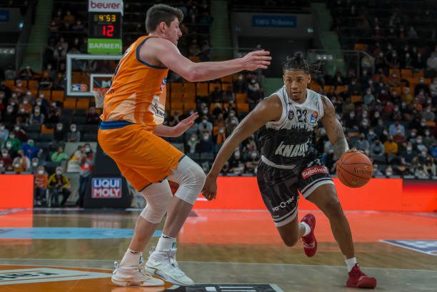 以及李刚仁 以及李刚仁