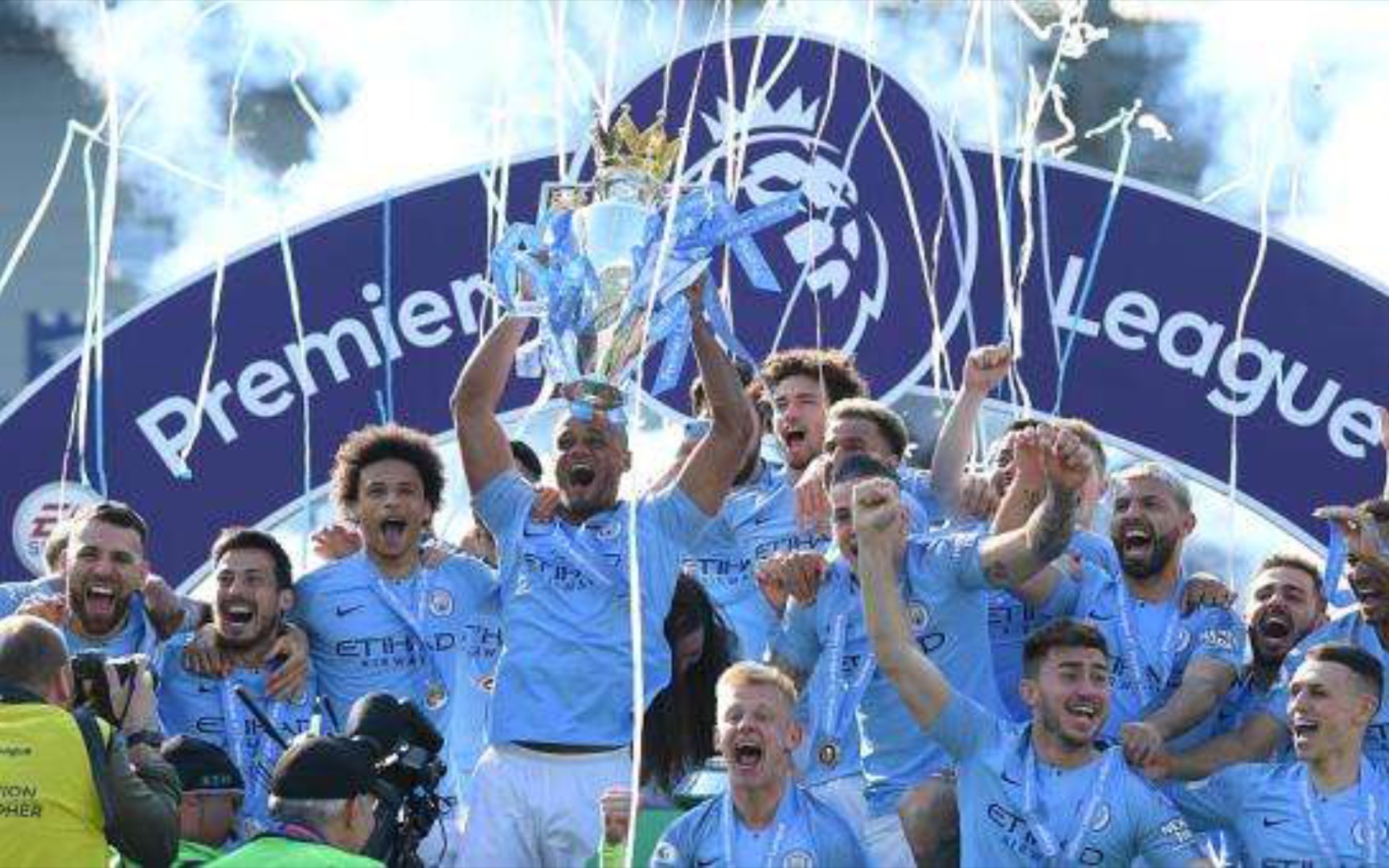 水花兄弟 水花兄弟