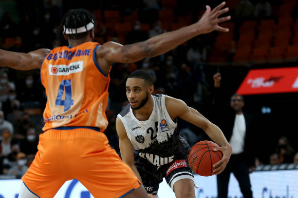 牌代言方的 牌代言方的