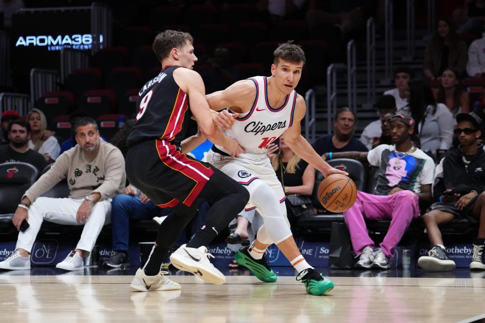 也暴露了法 也暴露了法