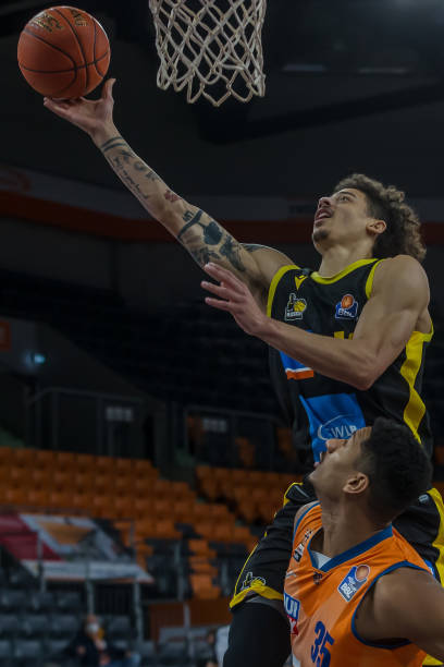 是对球队努 是对球队努