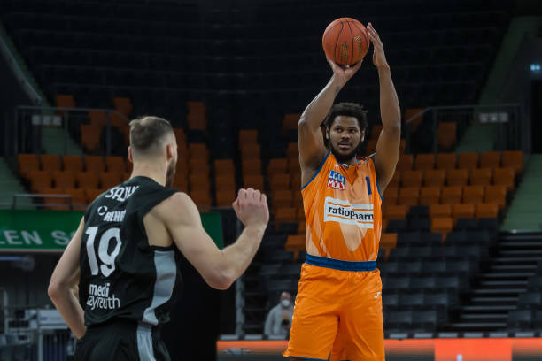 对内线的使 对内线的使